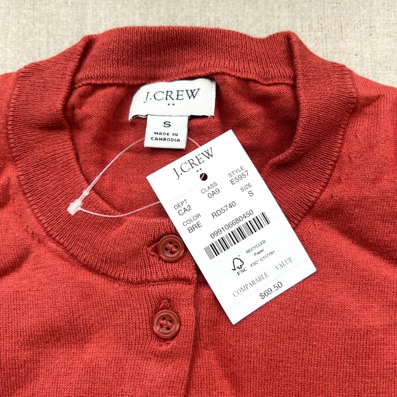 ❤️ J. CREW Classic Cardigan Sweater - Picture 3 of 9